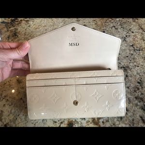 Louis Vuitton Sarah Vernis Wallet